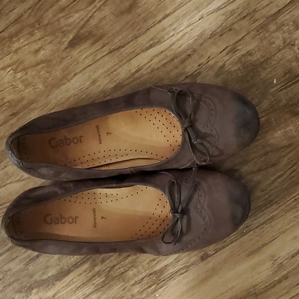 Gabor Women's Brown Suede Ballet Flats with Bow